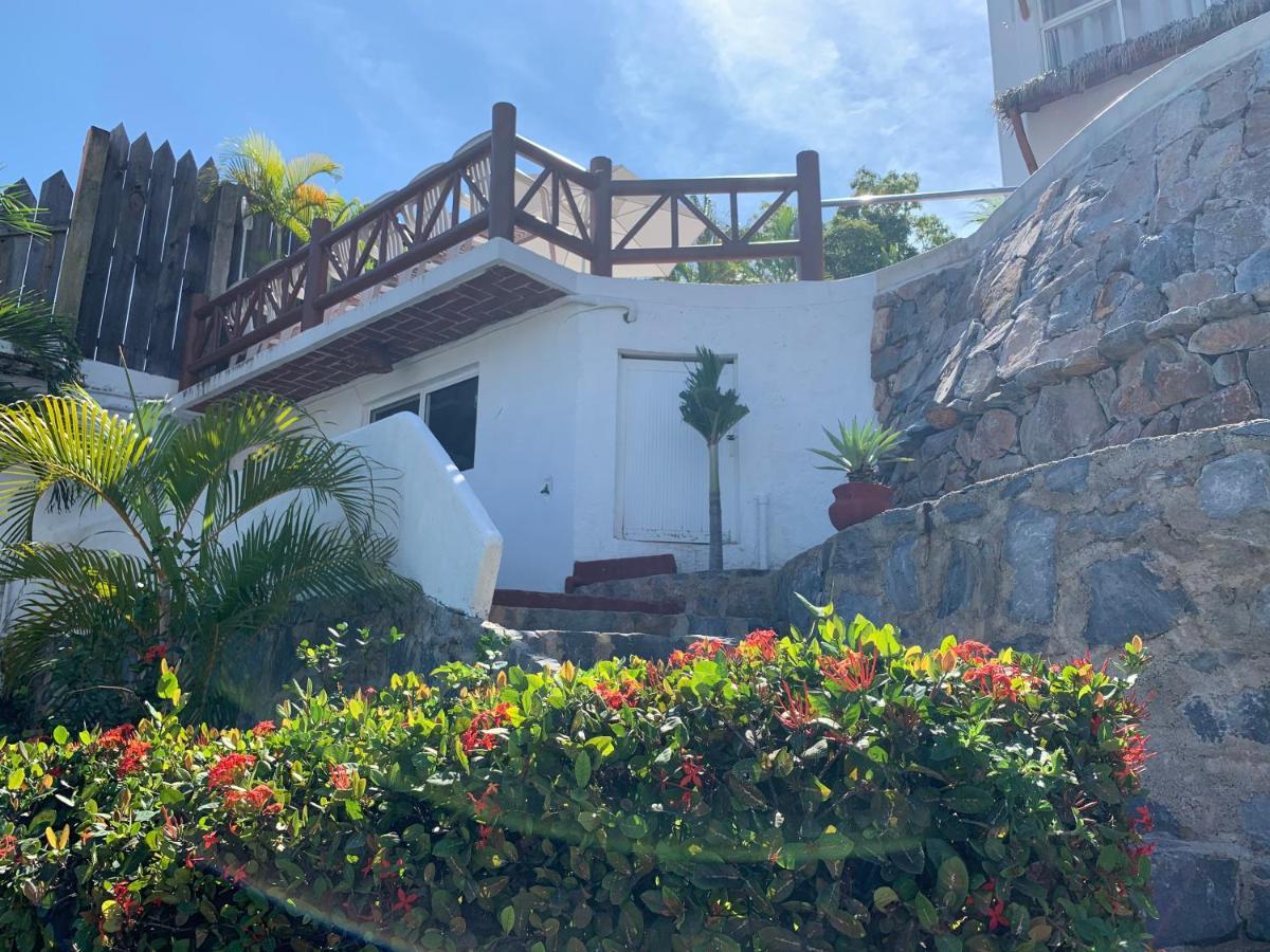 Villas El Morro Zihuatanejo Exterior photo
