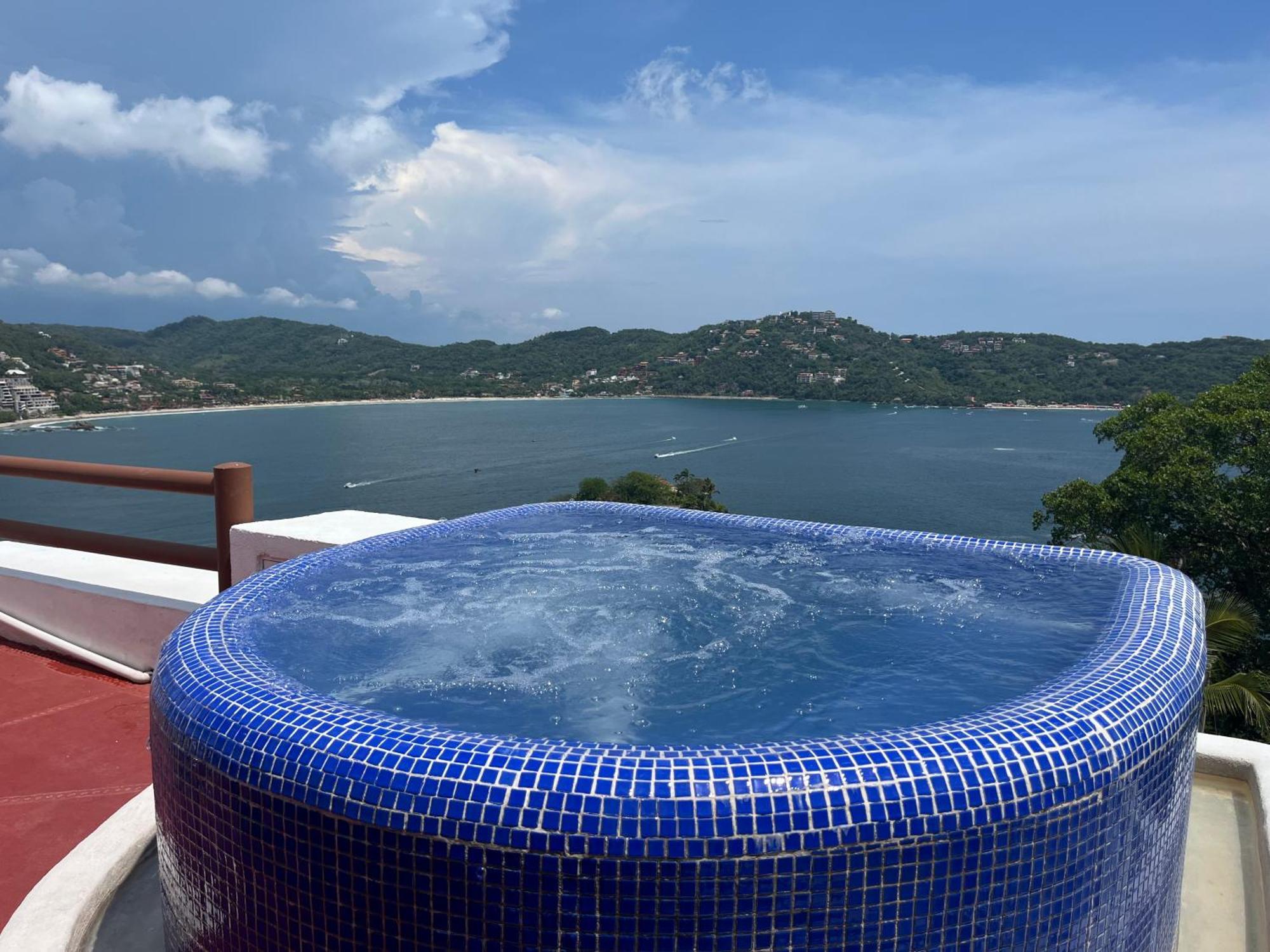 Villas El Morro Zihuatanejo Exterior photo